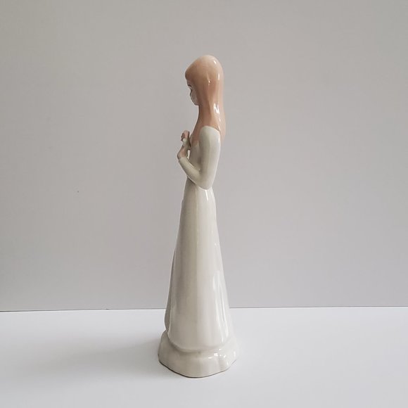 VTG Elegant Lady w/ Rose Tall Figurine Porcelain Ceramic Studio Pottery 1980 - Picture 6 of 8